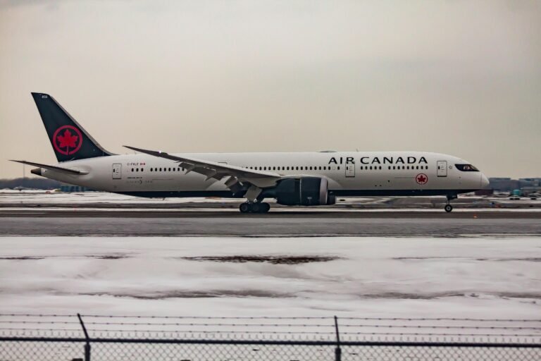 Air Canada & WestJet Aviation Jobs