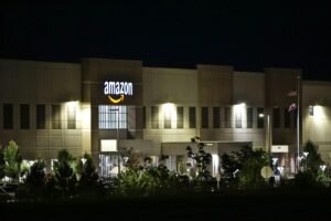 Amazon Canada: Warehouse Jobs & Distribution Centers 2026