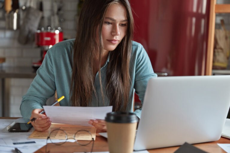 Good-Paying Jobs Without a Degree in Canada